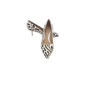 New, Donald Pliner B/W Leopard Haircalf Snow Print Heels in Size 7M, READ